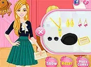 Ellie's Pleated Skirt Dress Up